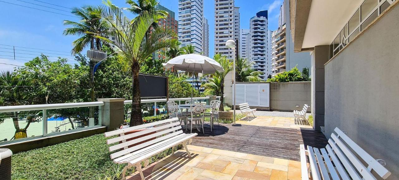 Apto Com Garagem E Lavanderia Em Frente A Praia Guaruja Bagian luar foto