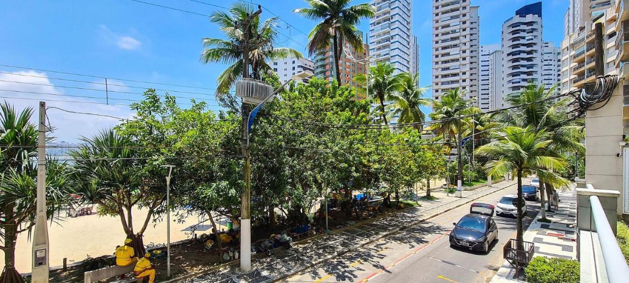 Apto Com Garagem E Lavanderia Em Frente A Praia Guaruja Bagian luar foto