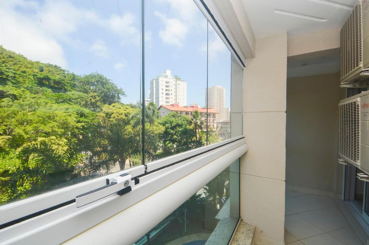 Apto Com Garagem E Lavanderia Em Frente A Praia Guaruja Bagian luar foto